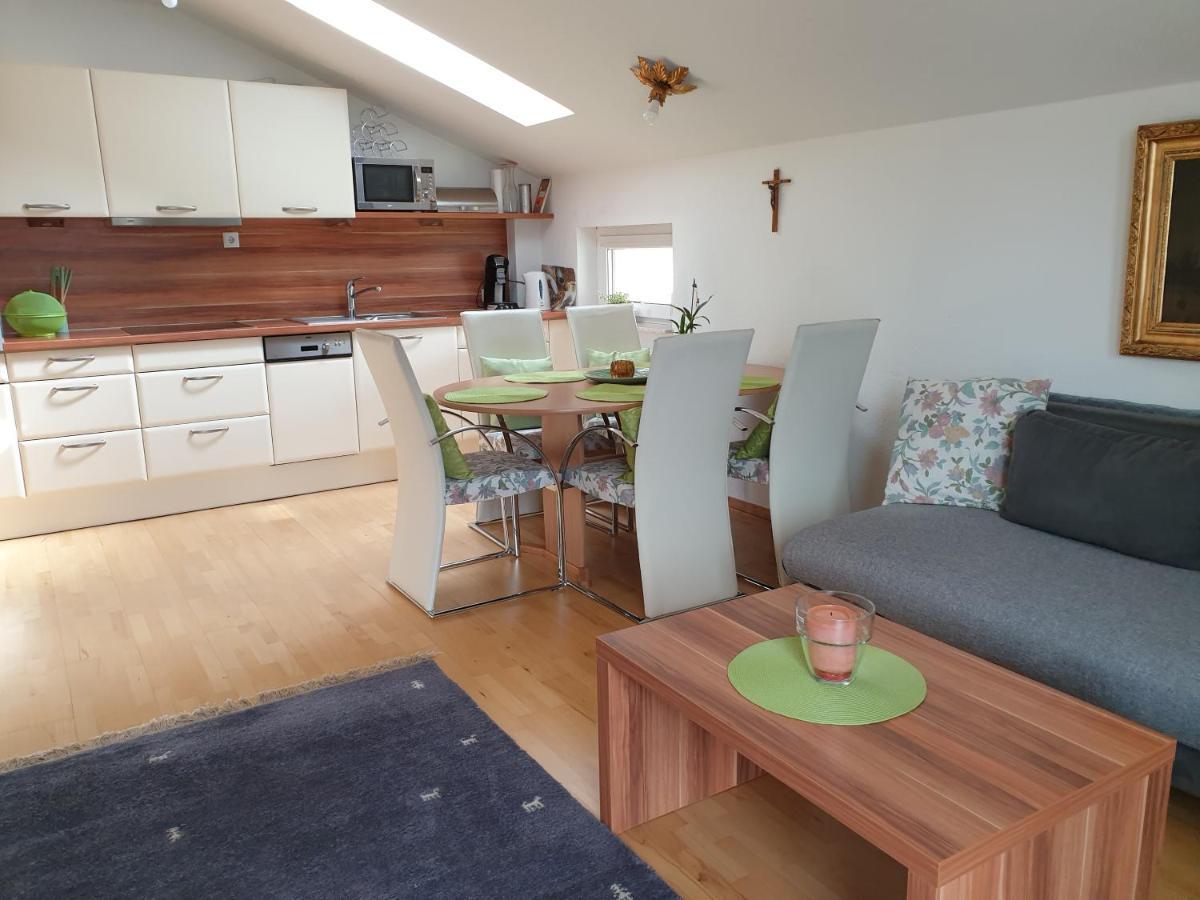 Hofstaetter Ferienwohnung Fliess Exterior photo