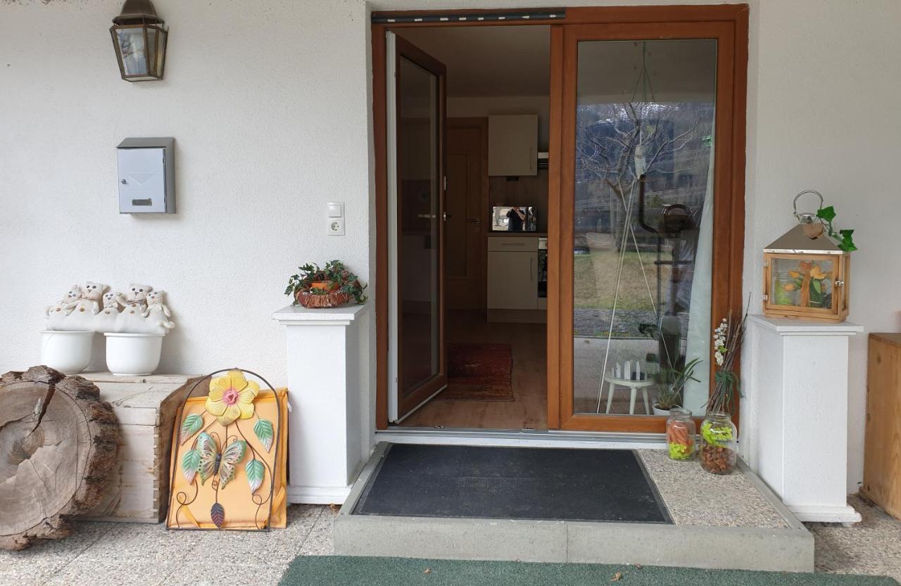 Hofstaetter Ferienwohnung Fliess Exterior photo